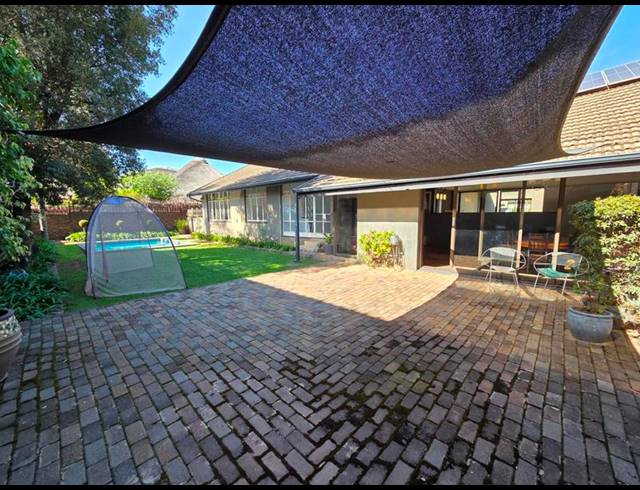 4 BEDROOM PROPERTY TO RENT IN LYNNWOOD